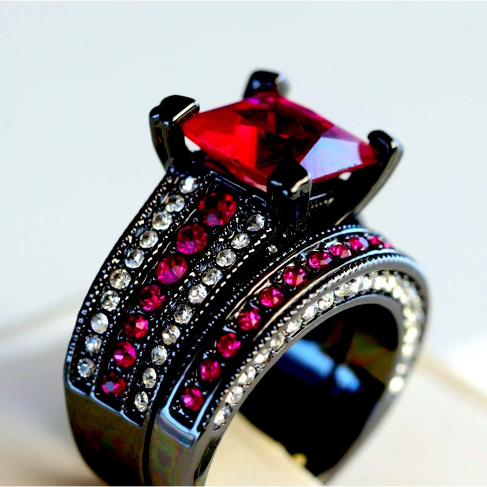 💍 2pc Princess Cut Square Ruby Red CZ Halo Black
Engagement Ring 💍